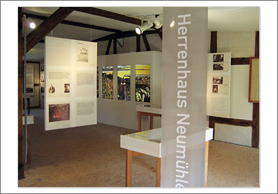 <span style="font-weight: bold">architektur - natur - poesie</span><br />Ausstellung zur verborgenen Baugeschichte in der Ruppiner Schweiz<br />Kornspeicher Neumühle – Alt Ruppin, in der Ausstellung